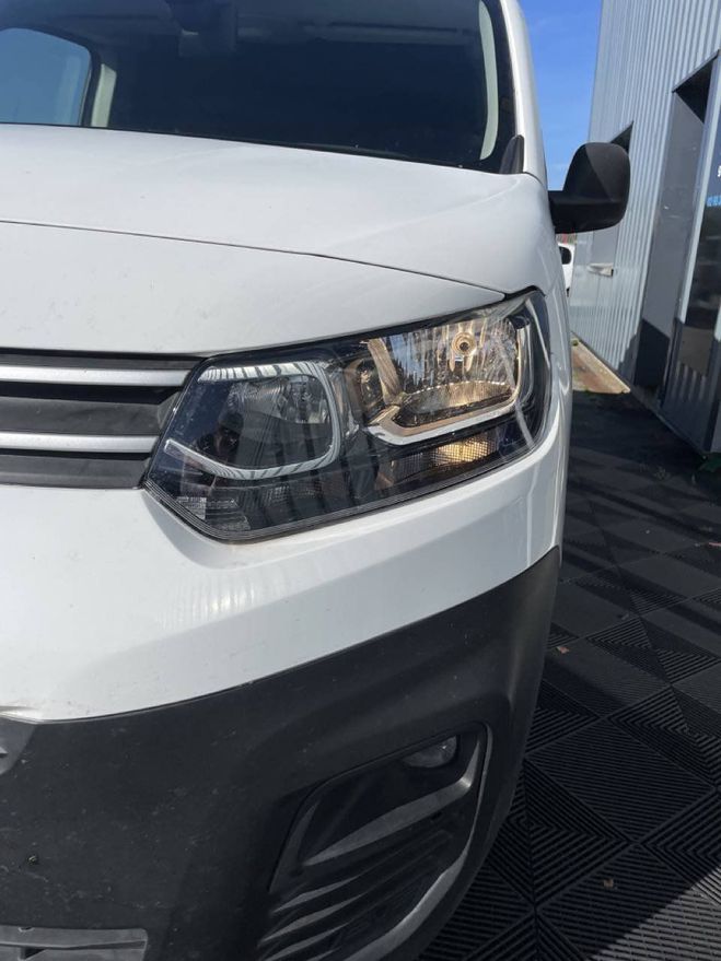 Citroen Berlingo M BlueHDi 100ch S&S Shine 104g BLANC de 2019