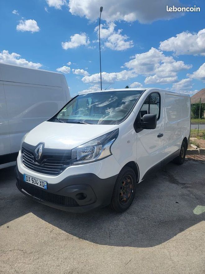 Cliquer pour voir la photo suivante Renault Trafic 90Ch Grand Confort L1H1 Dci 1.6 Blanc de 2015