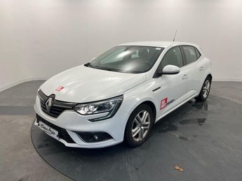  Voir détails -Renault Megane IV BUSINESS Berline Blue dCi 95 à Quimper (29)
