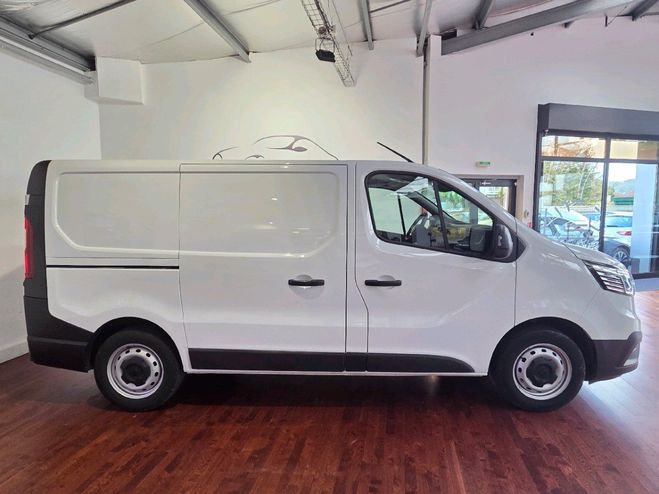 Renault Trafic III FG L1H1 2T8 2.0 BLUE DCI 130CH CONFO Blanc de 2023