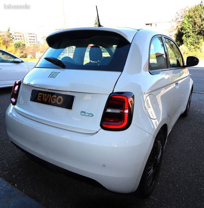 Fiat 500 500e electric 23.8 kwh 95 ch action plus Blanc de 2021