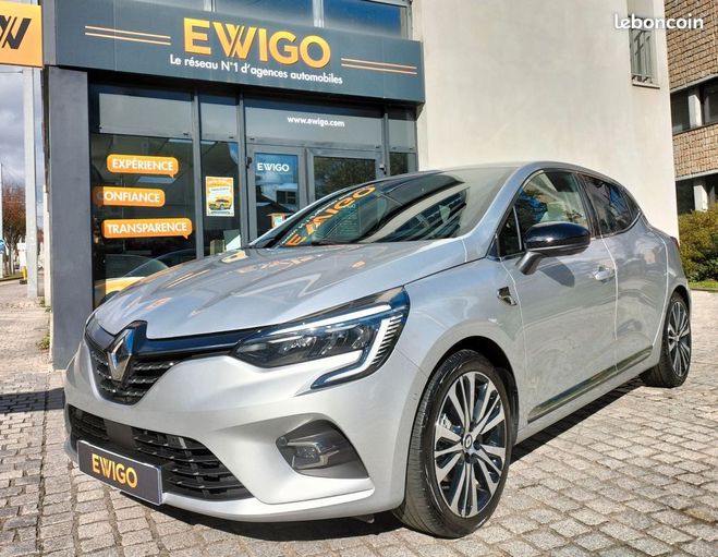 Renault Clio 1.6 e-tech 140h 90 hybrid full-hybrid in Gris de 2022