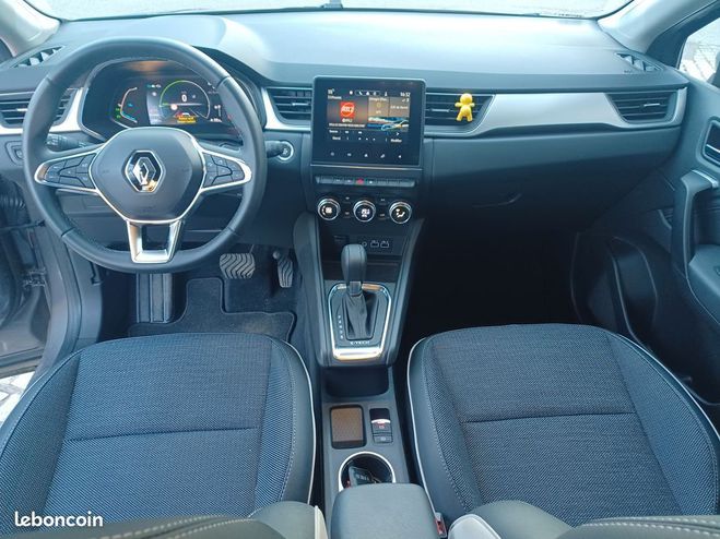 Renault Captur 1.6 e-tech 145 ch techno bva Gris de 2023