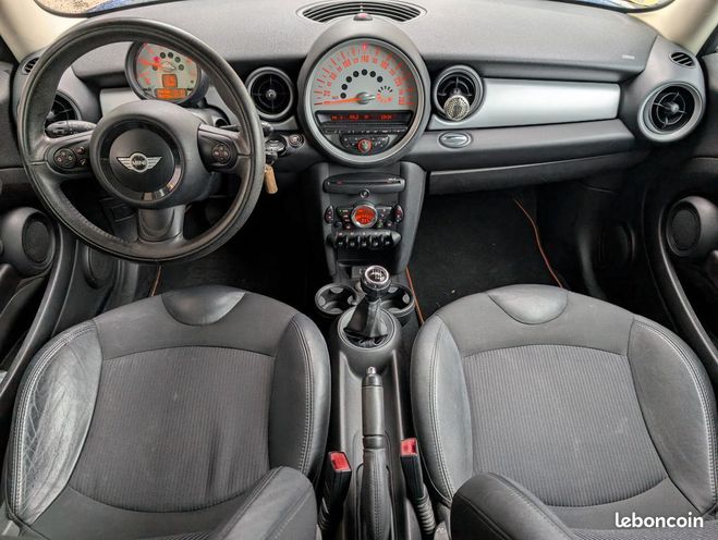 Mini One ii (r56) cooper d 112ch pack chili Bleu de 2013