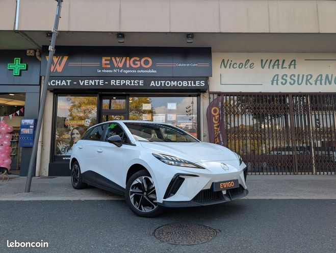 Cliquer pour voir la photo suivante MG MG4 Mg ev electric 51kwh 170ch 125 kw 2wd st Blanc de 2023