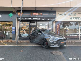  Voir détails -Ford Fiesta v 1.5 200ch stop&start st-plus 5p pack p à Caluire-et-Cuire (69)