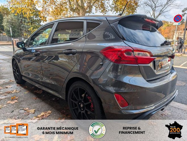 Ford Fiesta v 1.5 200ch stop&start st-plus 5p pack p Gris de 2019