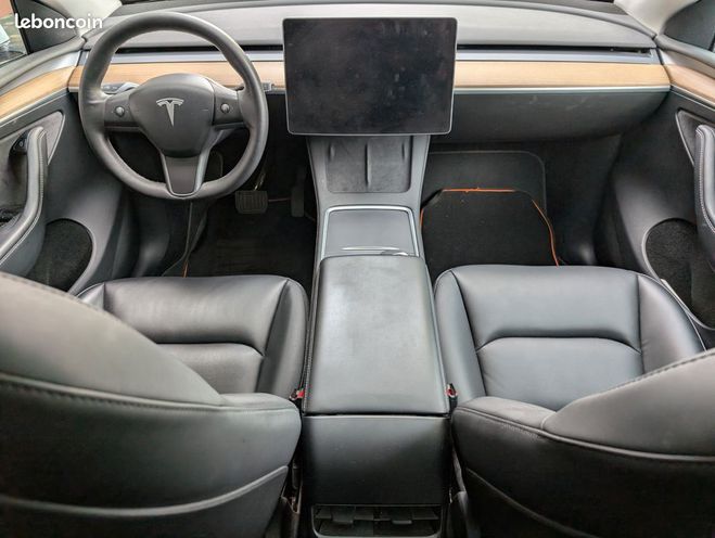 Tesla Model Y electric 515ch 211ppm 75kwh long range 4 Blanc de 2022