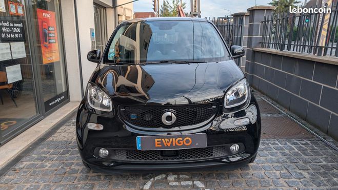 Smart Forfour eq electric 82ch prime toit panoramique  Noir de 2020