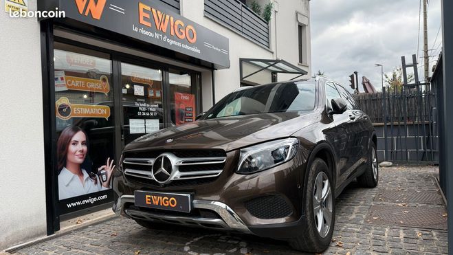 Cliquer pour voir la photo suivante Mercedes GLC Classe 350 e 211+116ch fascination 4mati Marron de 2017