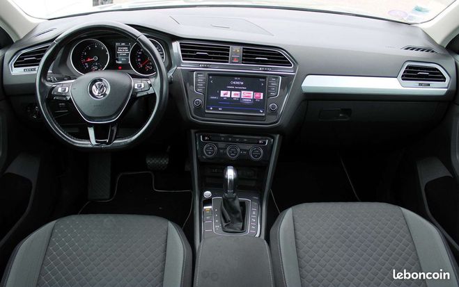Volkswagen Tiguan 1.4 tsi 150 ch confort line dsg6 + toit  Gris de 2017