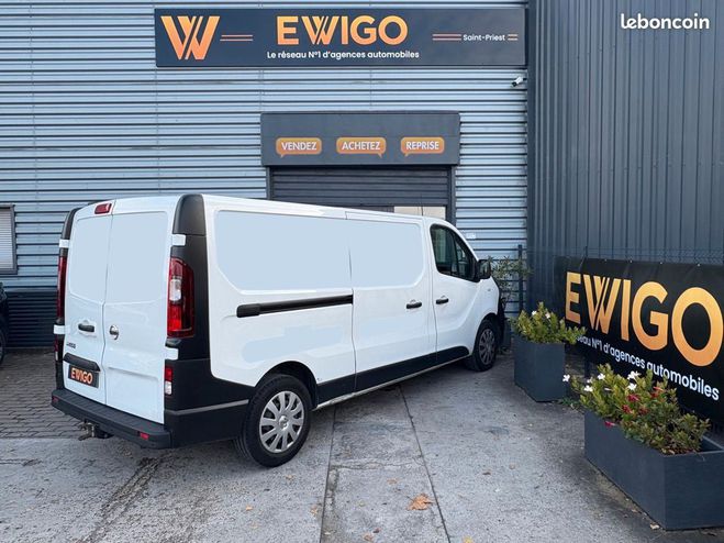 Nissan NV300 vu fourgon 2.0 dci 120ch 2t8 l2h1 entret Blanc de 2021