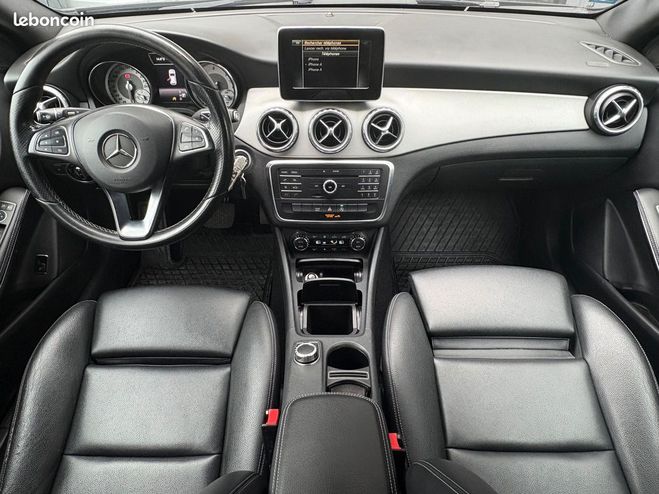 Mercedes Classe GLA Classe 2.2 220d 175ch 7g-dct camra de r Noir de 2017