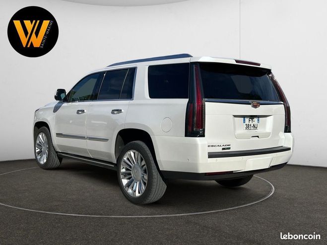 Cadillac Escalade 6.2 425ch v8 platinum flexfuel d'origine Blanc de 2020