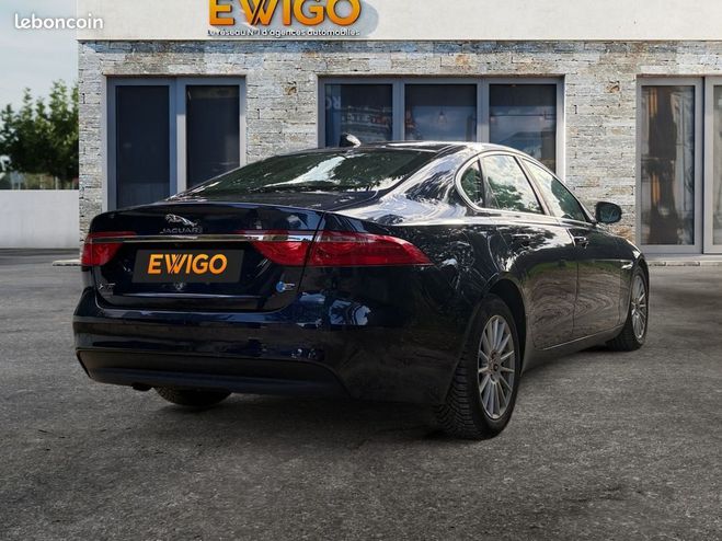 Jaguar XF 2.0 d 165 e-performance pure bva8 -2 eme Bleu de 2016
