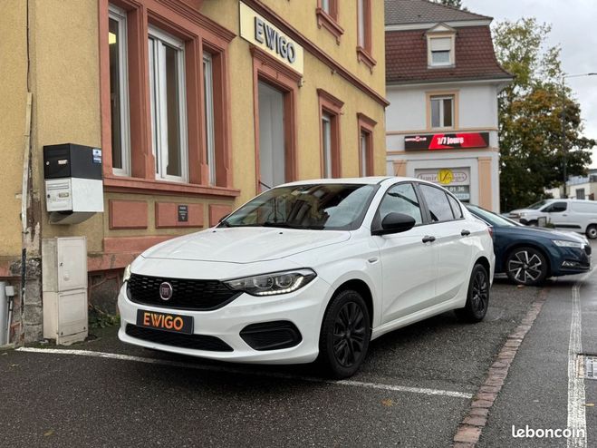 Fiat Tipo 1.4 95 street start stop- premiere main  Blanc de 2019