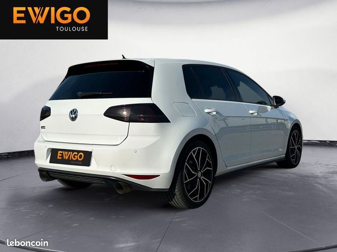 Volkswagen Golf 7 gti 220ch bvm6 Blanc de 2016