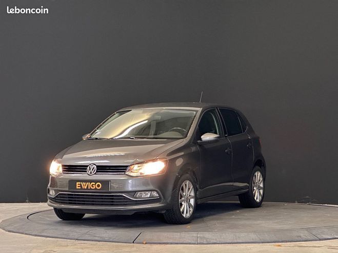 Volkswagen Polo 1.2 tsi 90ch allstar Gris de 2017