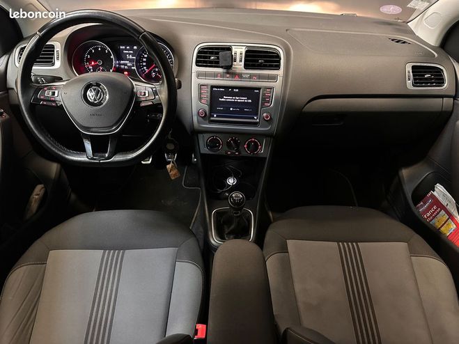 Volkswagen Polo 1.2 tsi 90ch allstar Gris de 2017