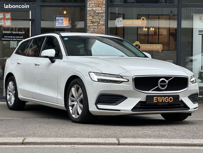 Volvo V60 b3 163ch mhev geartronic momentum Blanc de 2021