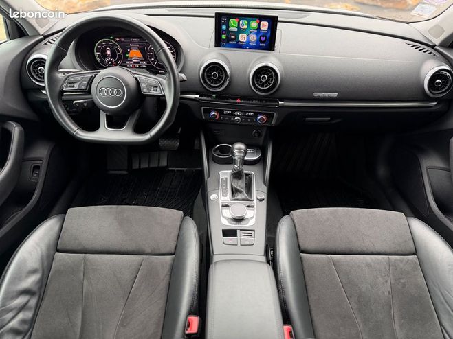 Audi A3 Sportback design luxe 204ch 1.4 tfsi e-t Blanc de 2017