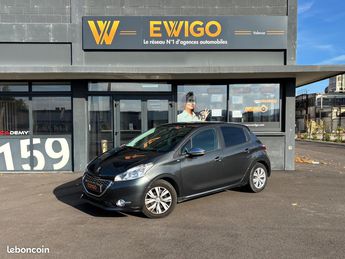  Voir détails -Peugeot 208 finition style 82ch 1.2 distribution fai à Valence (26)