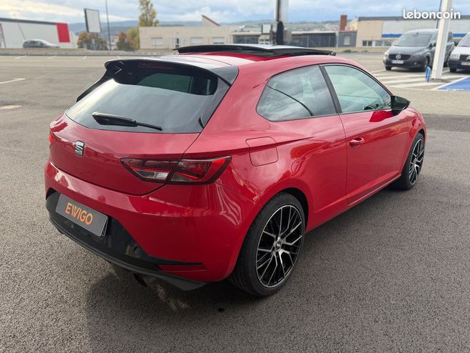 Seat Leon SC 1.8 tsi 180ch black aero dsg bva toit Rouge de 2014