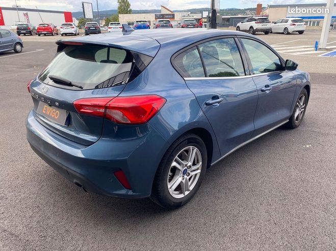 Ford Focus 1.5 tdci 120ch powershift bva Blanc de 2021