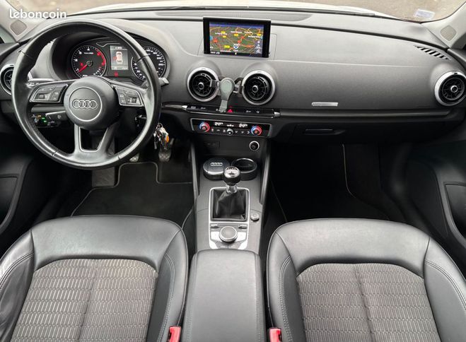 Audi A3 Sportback 1.6 tdi 110ch s&s design phase Blanc de 2017