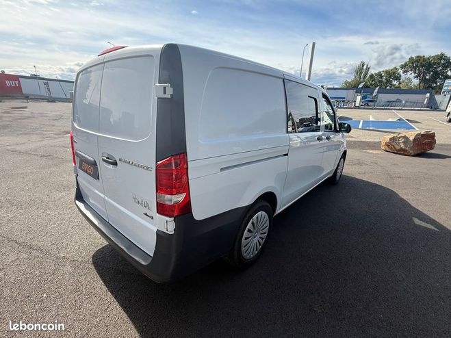 Mercedes Vito fourgon 2.2 116 cdi 165 long l2 4x4 bva Blanc de 2016