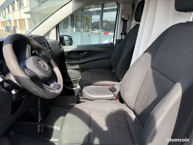 Mercedes Vito fourgon 2.2 116 cdi 165 long l2 4x4 bva Blanc de 2016