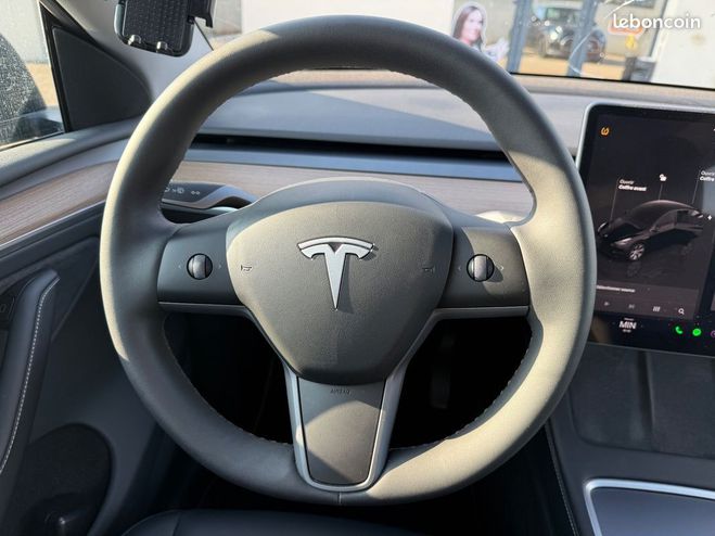 Tesla Model Y electric 320ch 79kwh long range grande-a Noir de 2024