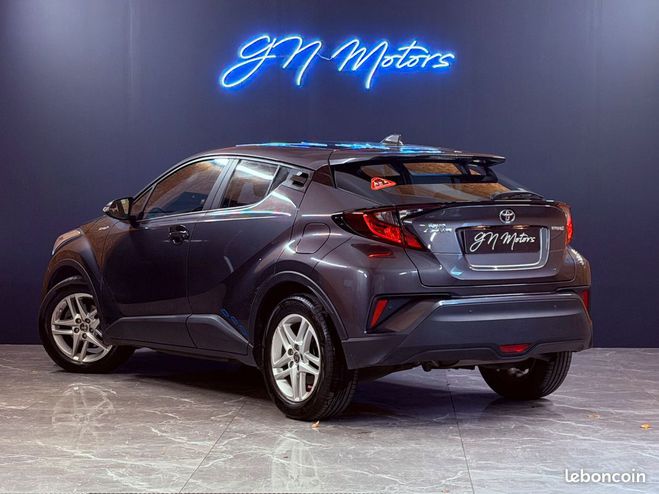 Toyota C HR (2) 1.8 HYBRIDE 122 DYNAMIC BUSINESS gar Gris de 2020