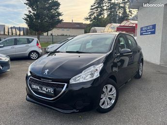  Voir détails -Peugeot 208 1.2 VTi 82ch Active 5p à Varces-Allires-et-Risset (38)