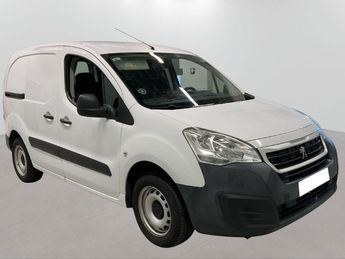  Voir détails -Peugeot Partner FOURGON STANDARD 1.6 BLUEHDI 100 PREMIUM à Mions (69)