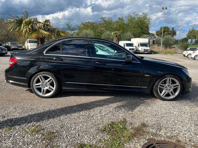 Mercedes Classe C 300 Avantgarde (W204) 3.0 V6 231ch - 201 Noir de 2010
