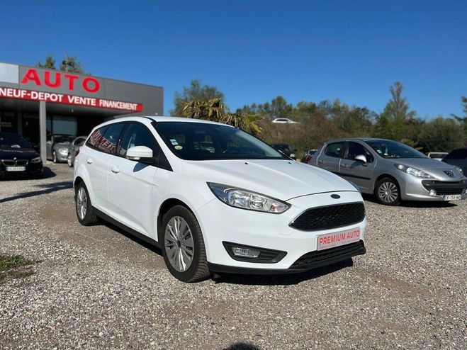 Ford Focus 1.5 TdCi Turbo 95ch Blanc de 2017