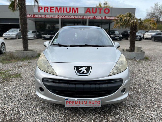 Peugeot 207 1.6 HDI 90ch Gris Clair de 2007