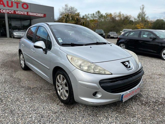 Peugeot 207 1.6 HDI 90ch Gris Clair de 2007