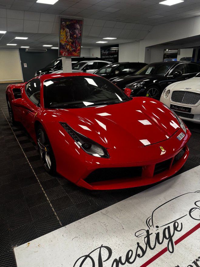 Ferrari 488 F488 GTB V8 670 CV LIFT Carbon Volant LE Rouge de 2017