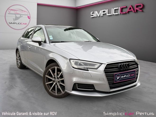 Cliquer pour voir la photo suivante Audi A3 Sportback 1.5 TFSI CoD 150 S tronic 7 De Gris Nacre de 2017
