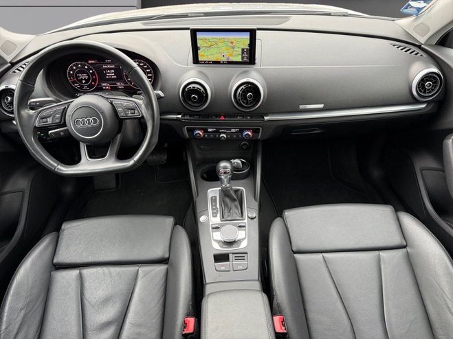 Audi A3 Sportback 1.5 TFSI CoD 150 S tronic 7 De Gris Nacre de 2017