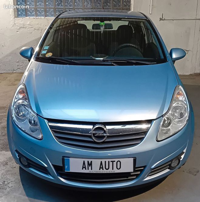 Cliquer pour voir la photo suivante Opel Corsa 1.3L CDTI Bleu de 2006