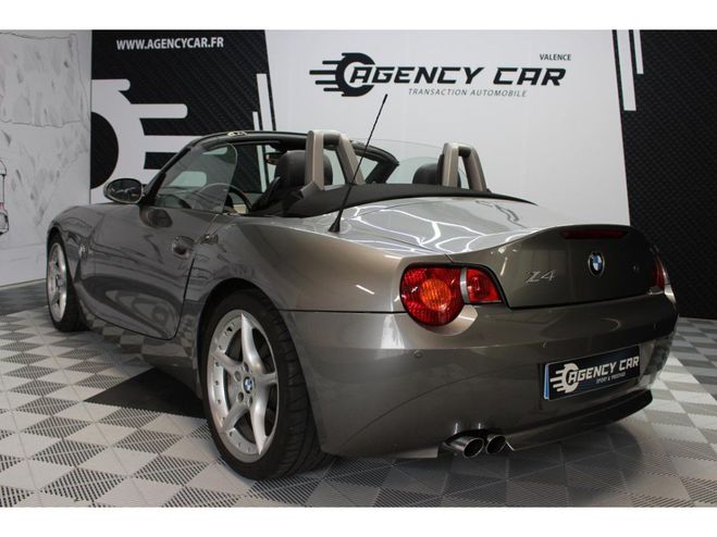 BMW Z4 3.0i E85 TRES FAIBLE KILOMETRAGE GRIS CLAIR de 2003
