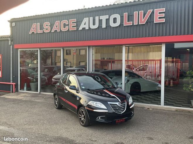 Cliquer pour voir la photo suivante Lancia Ypsilon 1.2 8V 69 ELEFANTINO GOLD Noir de 2013