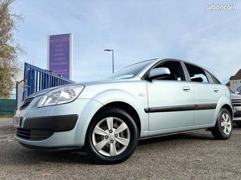  Voir détails -Kia Rio 1.5 CRDI110 ACTIVE à Strasbourg (67)