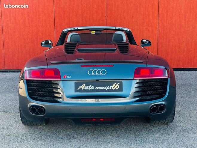 Audi R8 Spyder Phase 2 4.2 V8 430 ch Rtronic Qua Gris de 2012