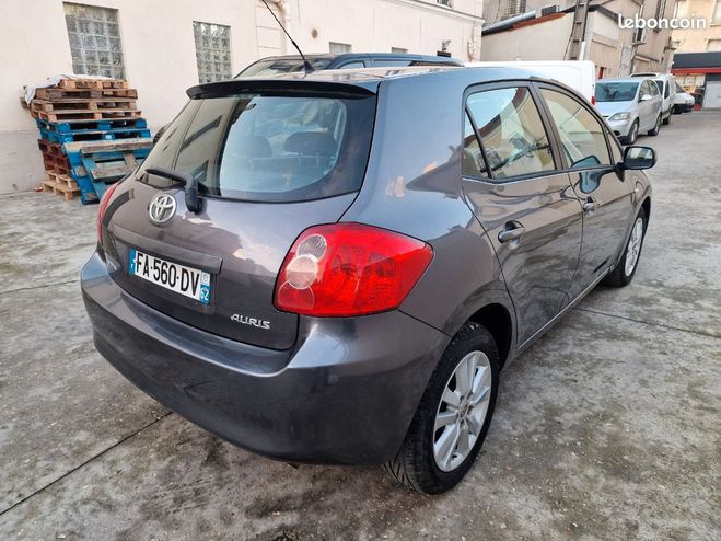 Toyota Auris 2.0 d4d 126ch payer en 4x fois sans frai Autre de 2009