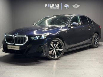  Voir d&eacute;tails -BMW Serie 5 530e 299ch M Sport &agrave; Toulouse (31)