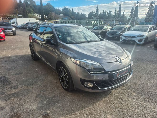 Renault Megane 3 estate 1.2L tce 130 cv Bose 2014 Gris de 2014
